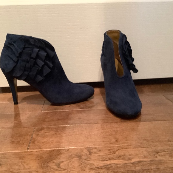 Nine West blue suede pumps - Picture 1 of 3